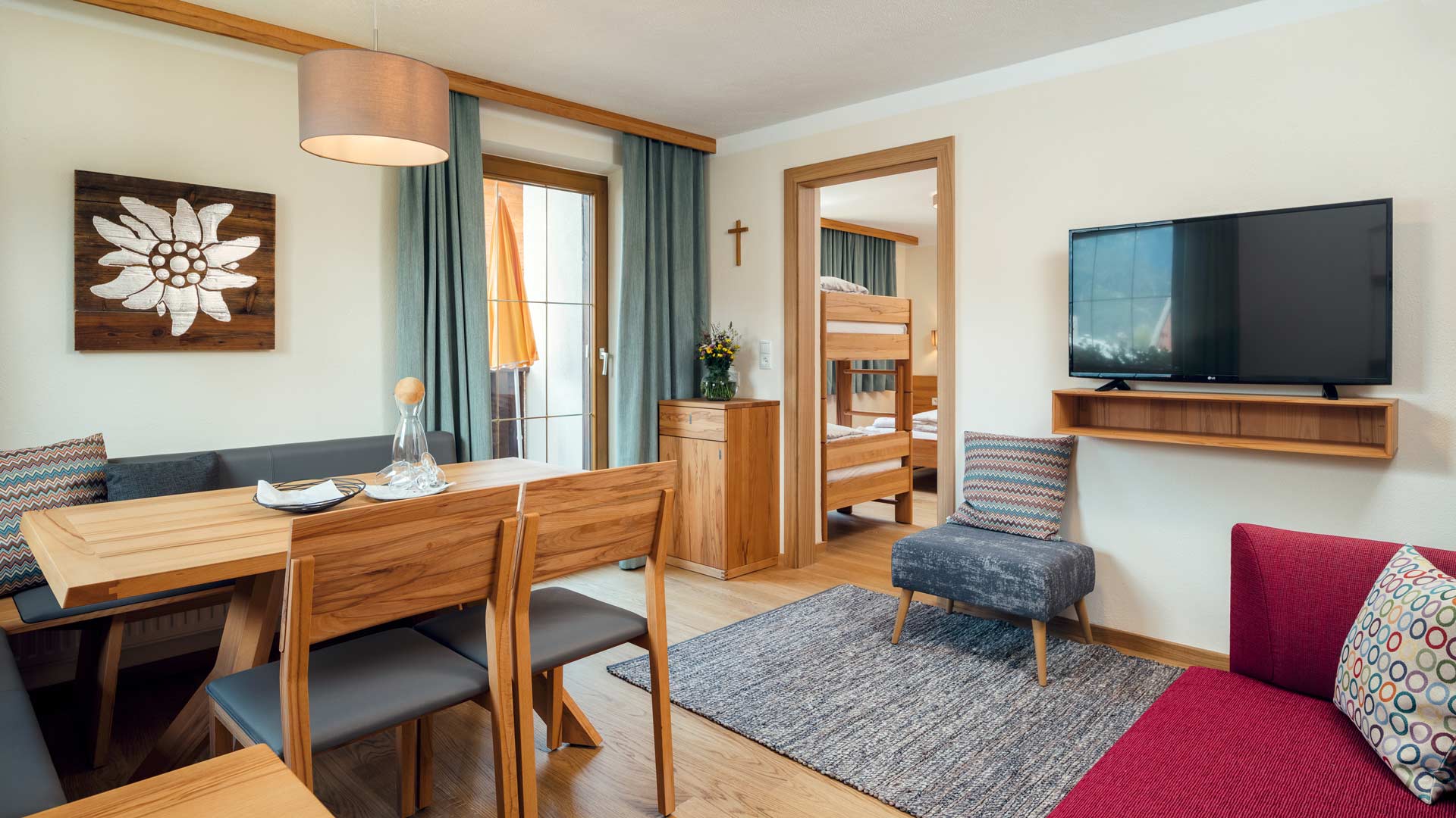 hotel_darrehof_serfaus_naturwohnung_ringelblume.jpg