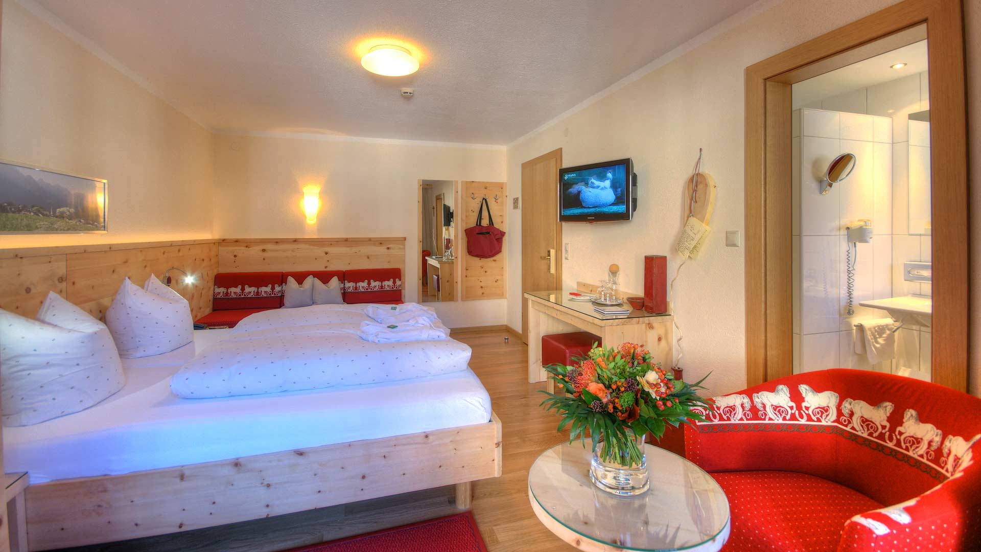 hotel_darrehof_serfaus_dreibettzimmer