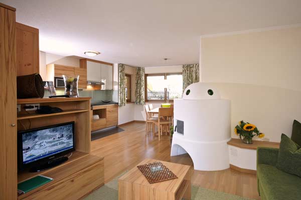 Familien- & Naturhotel Darrehof | Naturwohnung Mistel & Silberdistel | Wohnküche