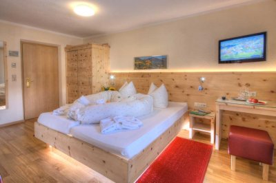 04a_darrehof_doppelzimmer_mit_balkon_1.jpg