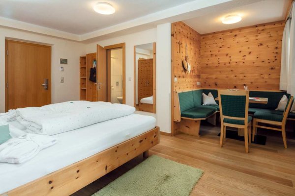 Familien- & Naturhotel Darrehof | Familienzimmer Hirtentäschel mit Balkon