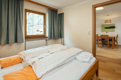 02c_darrehof_seidelbast_schlafzimmer.jpg