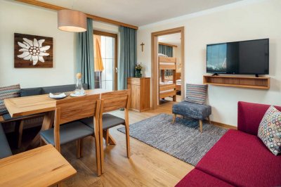 Familien- & Naturhotel Darrehof | Naturwohnung Ringelblume | Wohnraum
