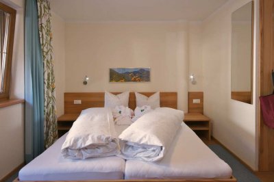 03a_darrehof_mistel_silberdistel_schlafzimmer.jpg
