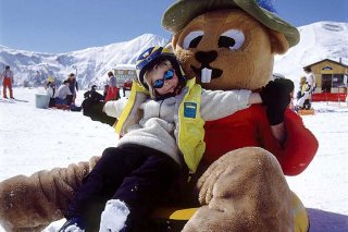 kinderschneealm_bergbahnenkomperdell_serfaus_fotomueller.jpg