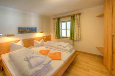 01c_darrehof_linde_schlafzimmer.jpg