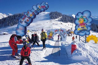 kinderschneealm1_bergbahnenkomperdell_serfaus_fotomueller.jpg