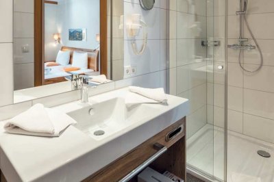 03a_darrehof_seidelbast_badezimmer.jpg